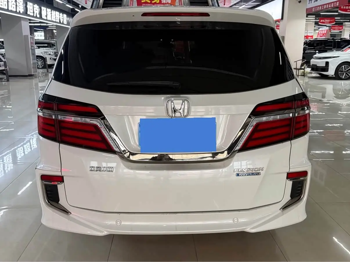 Honda Elysion 2020 — Photo 8/9