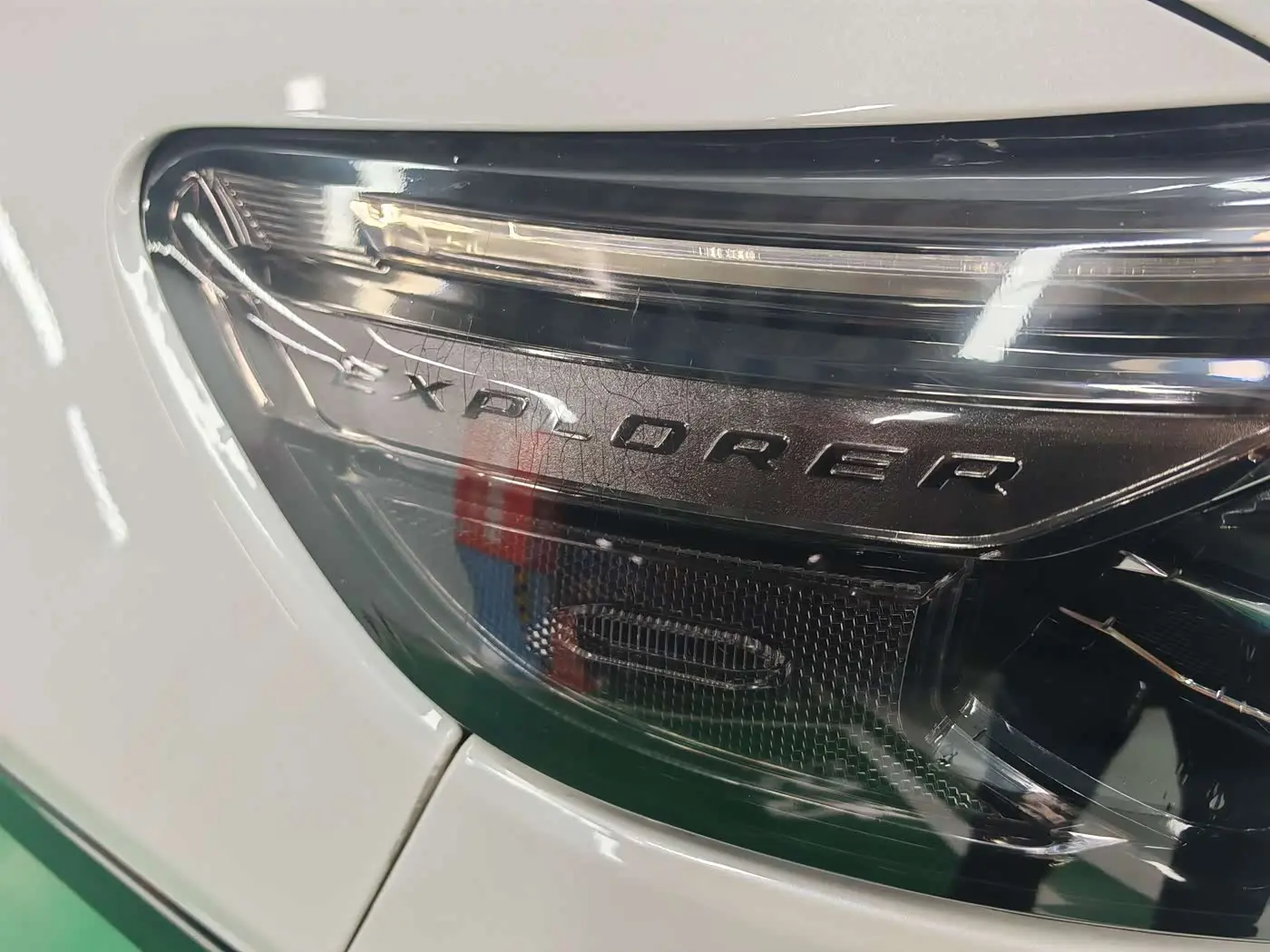 Ford Explorer 2021 — Photo 19/20
