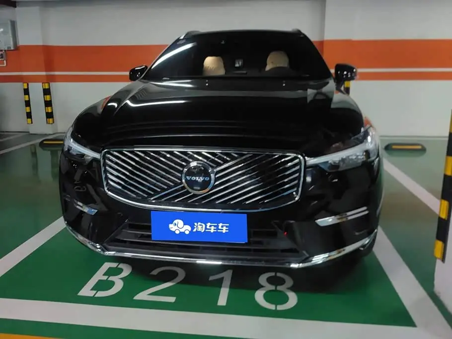 Volvo XC60 2025 — Фото 2/16