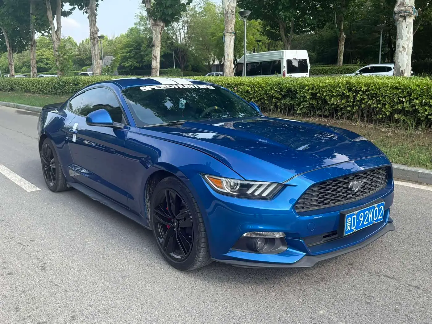 Ford Mustang 2018 — Фото 3/9