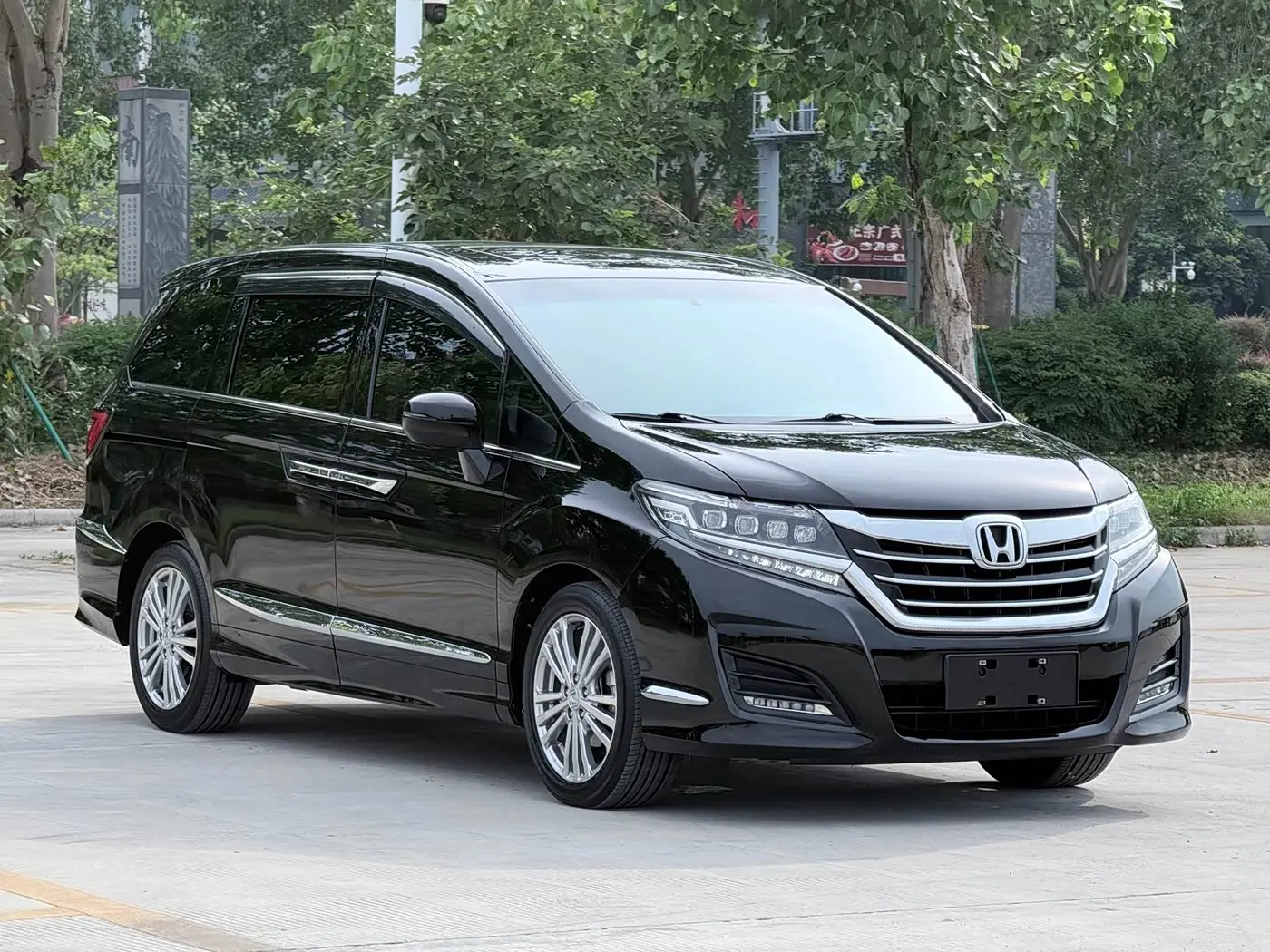 Honda Elysion 2018 — Şəkil 3/20