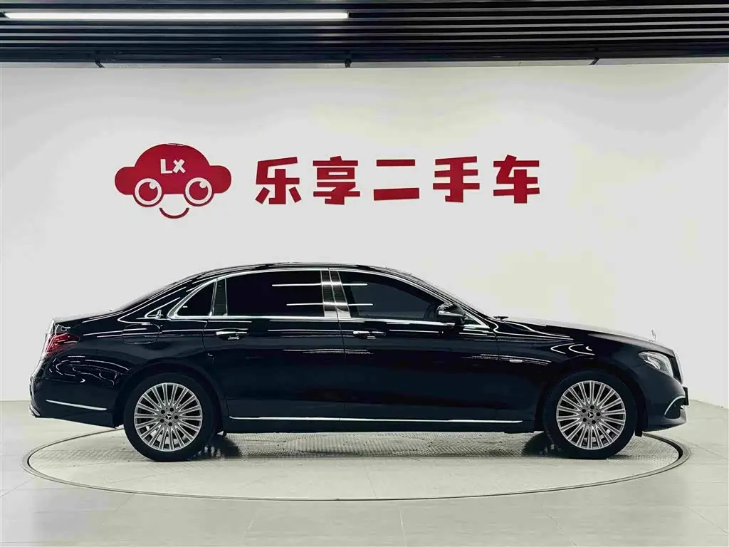 Mercedes-Benz E-Class 2020 — Фото 6/20