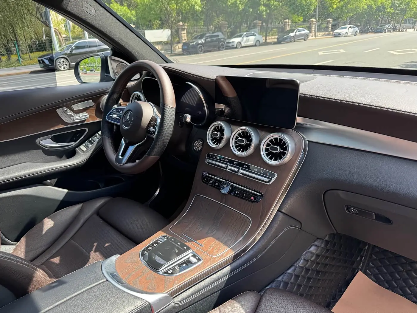 Mercedes-Benz GLC 2022 — Şəkil 17/20