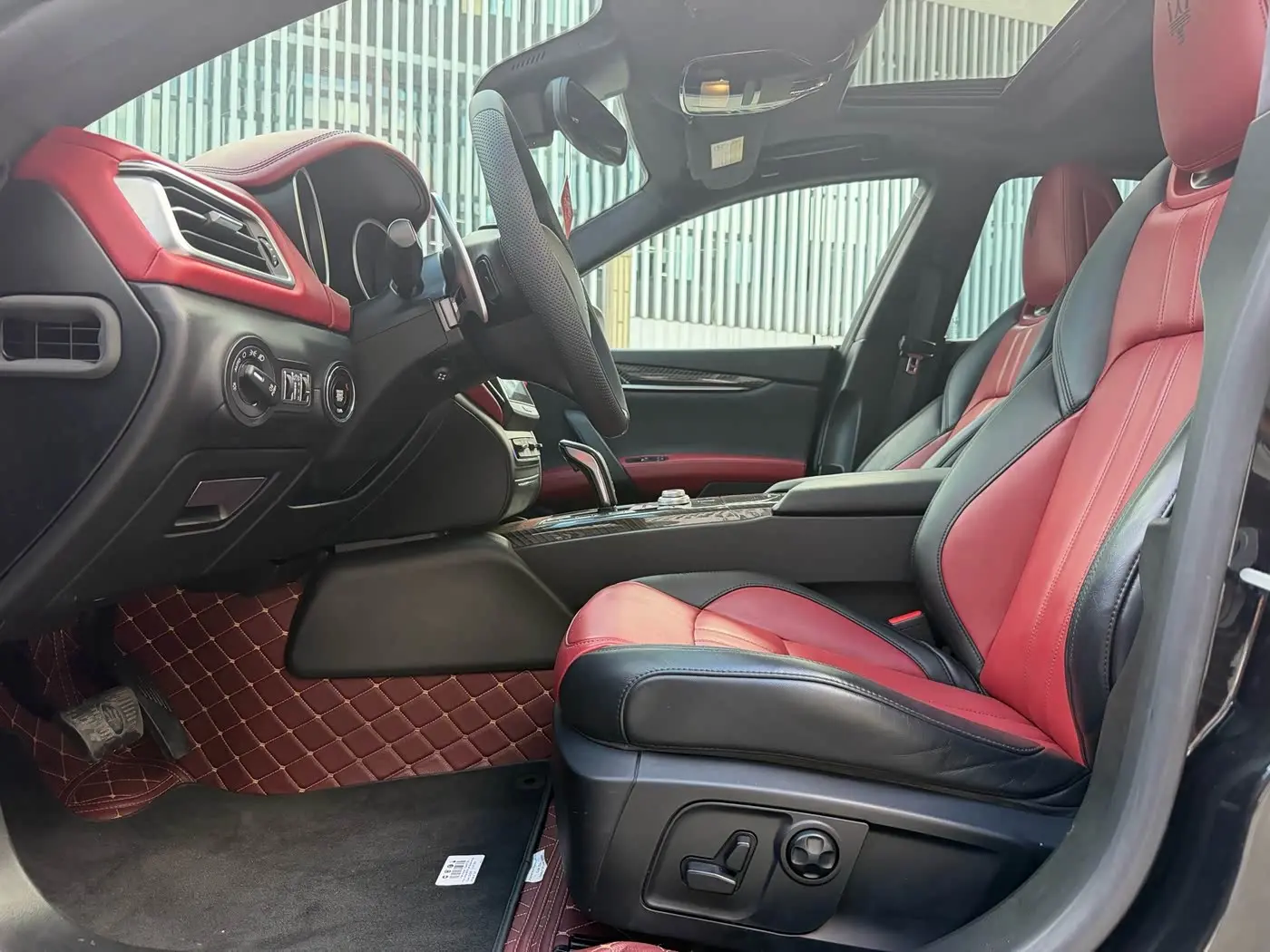 Maserati Ghibli 2019 — Photo 7/18