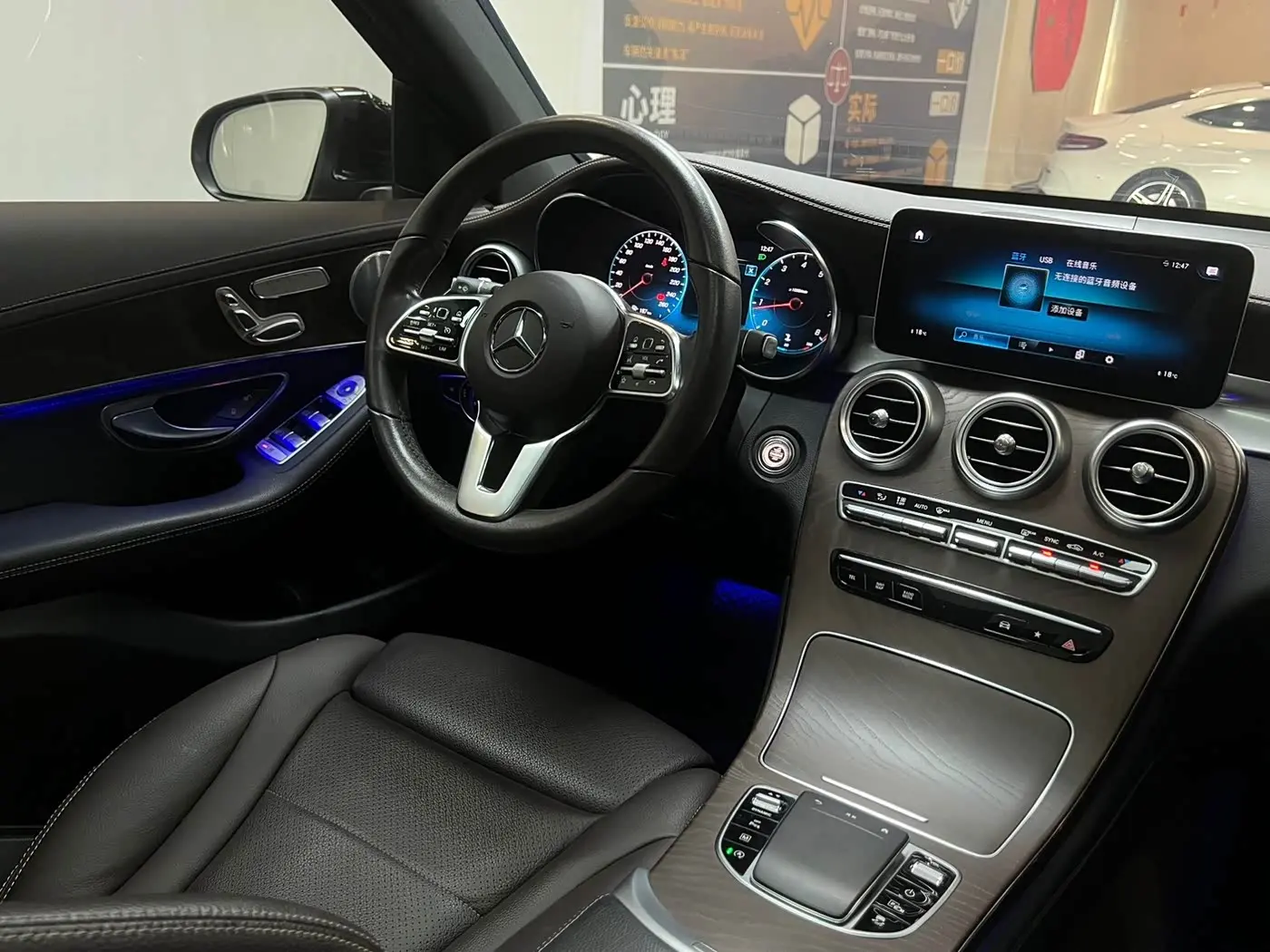 Mercedes-Benz GLC 2019 — Фото 19/20