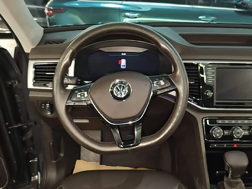 Volkswagen Teramont 2017 — Фото 11/20