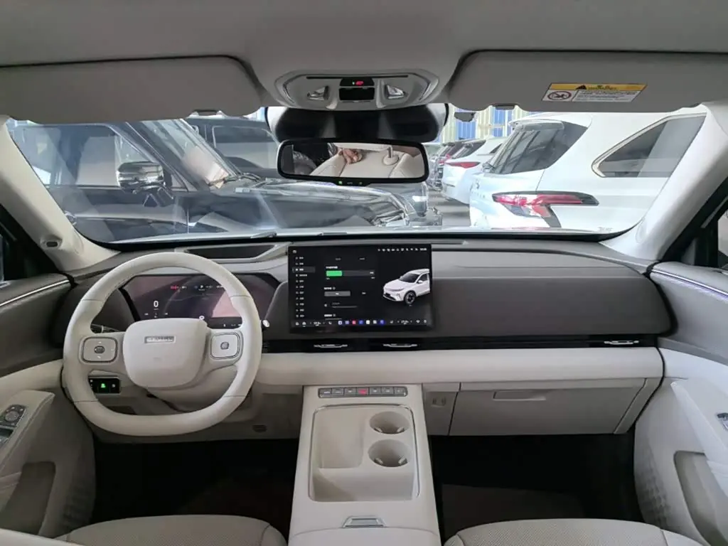 Haval Xiaolong MAX 2025 — Фото 10/20