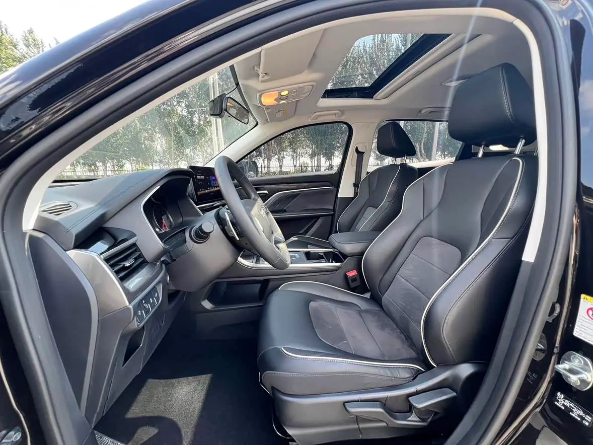 Haval H6 2022 — Photo 8/20