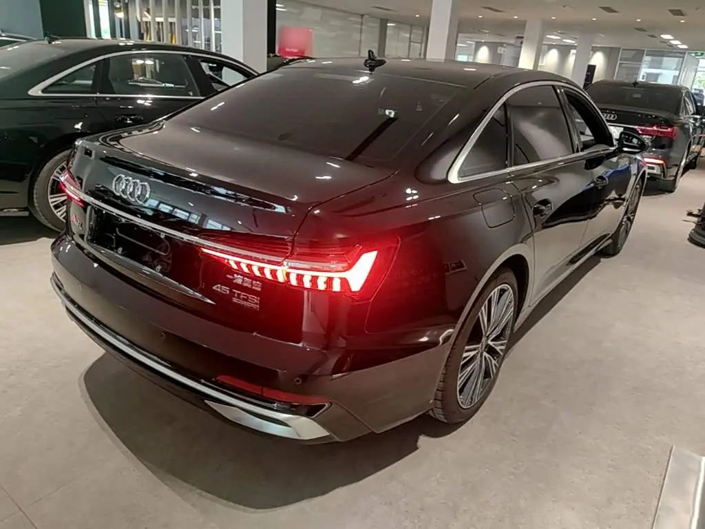 Audi A6L 2024 — Photo 5/20