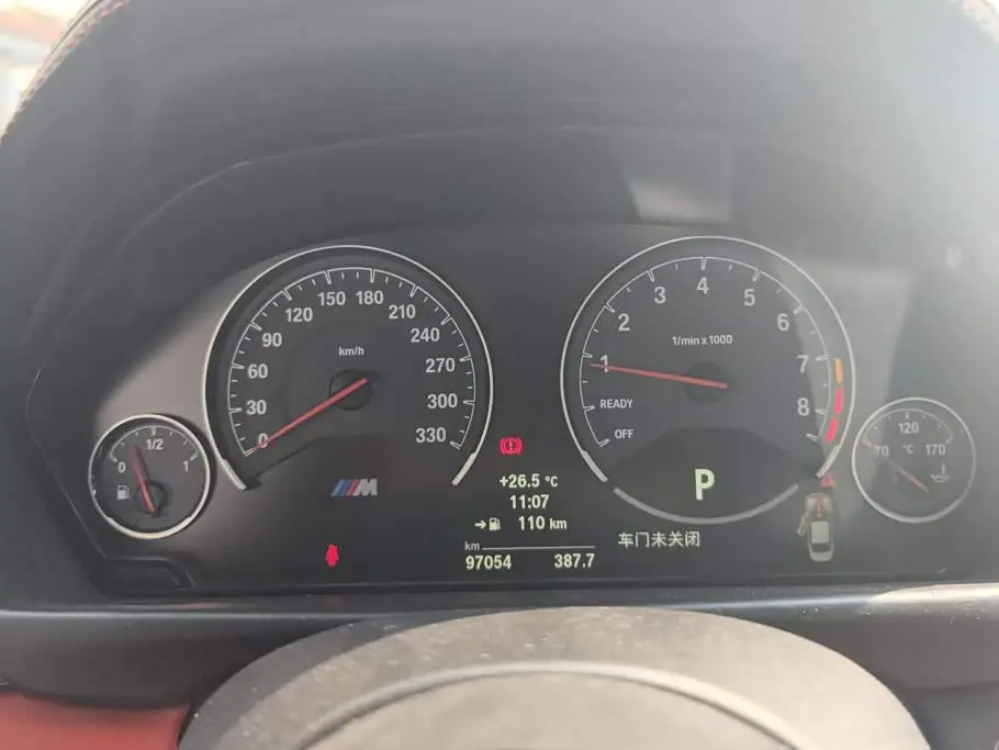BMW M4 2019 — Photo 14/16