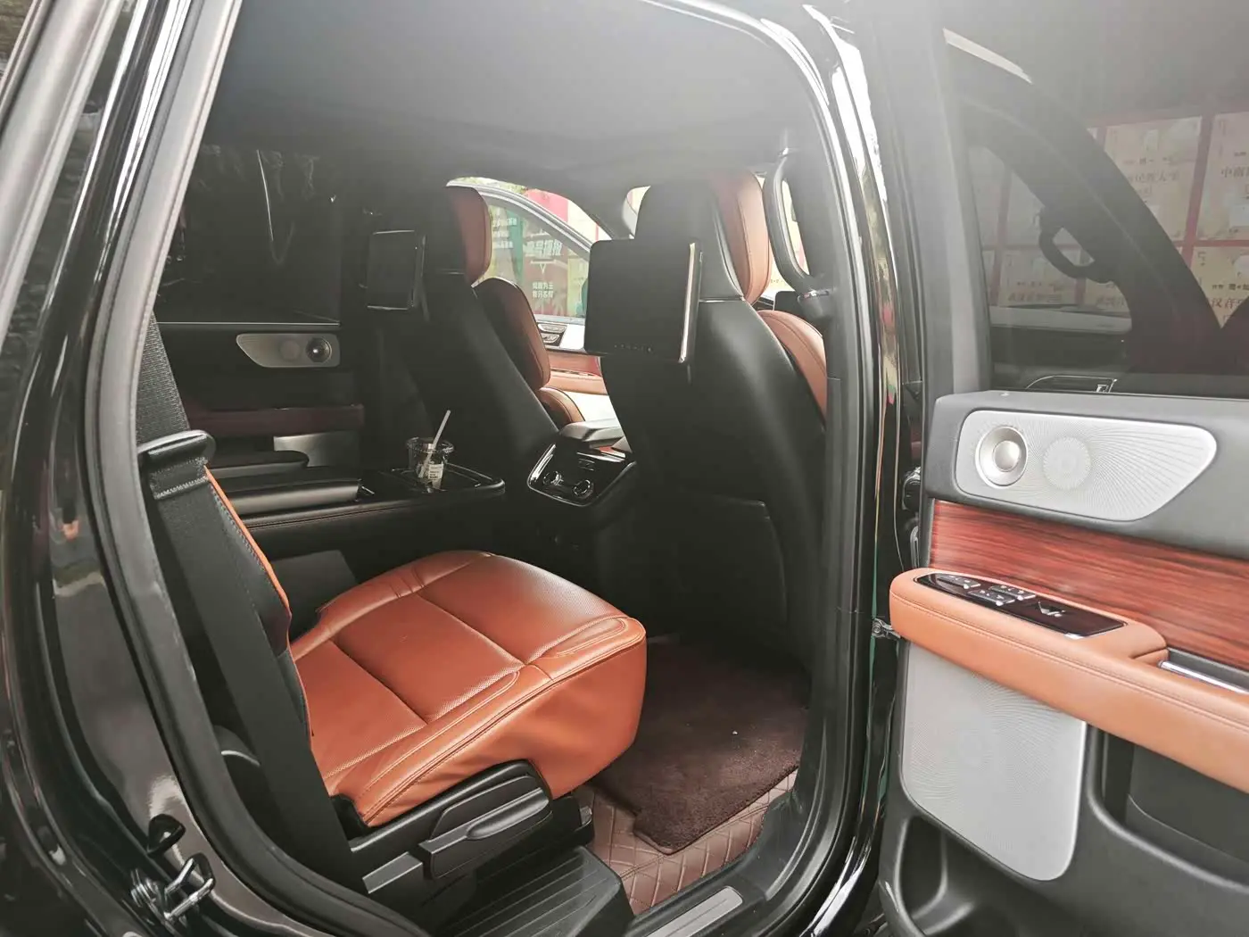 Lincoln Navigator 2020 — Фото 10/13