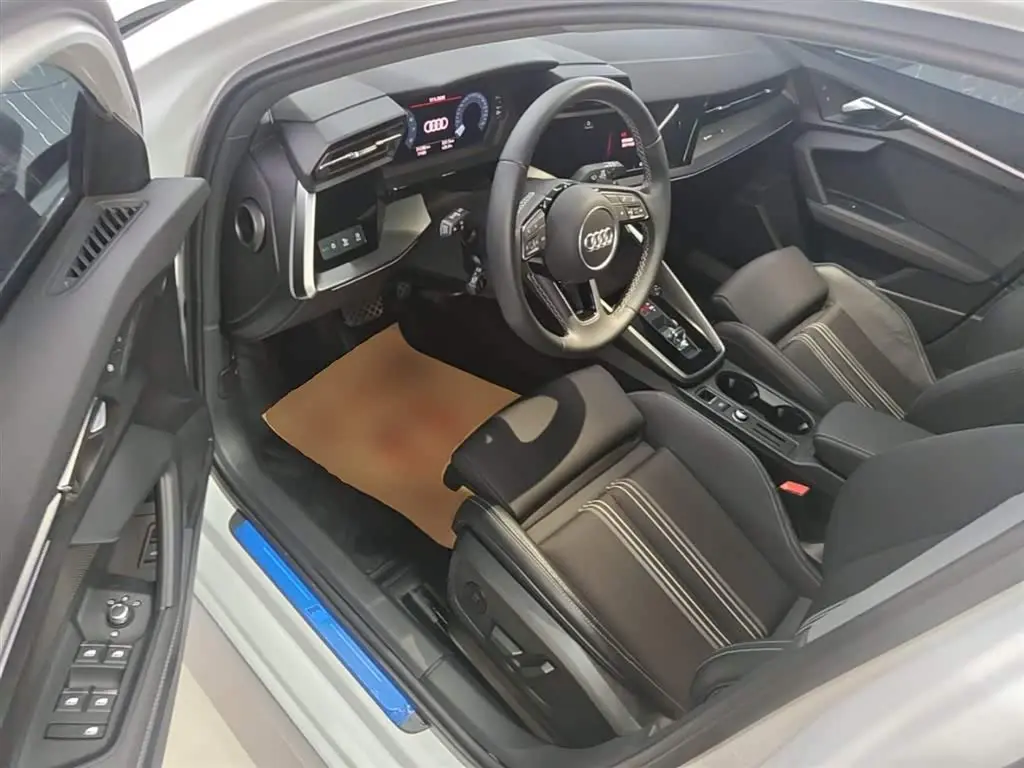 Audi A3 2024 — Şəkil 16/20