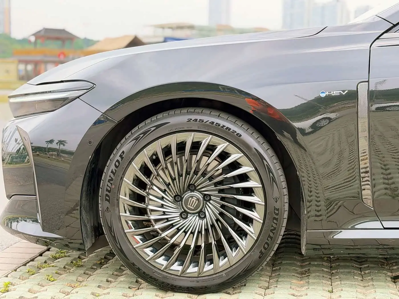 Toyota Crown 2024 — Photo 8/18