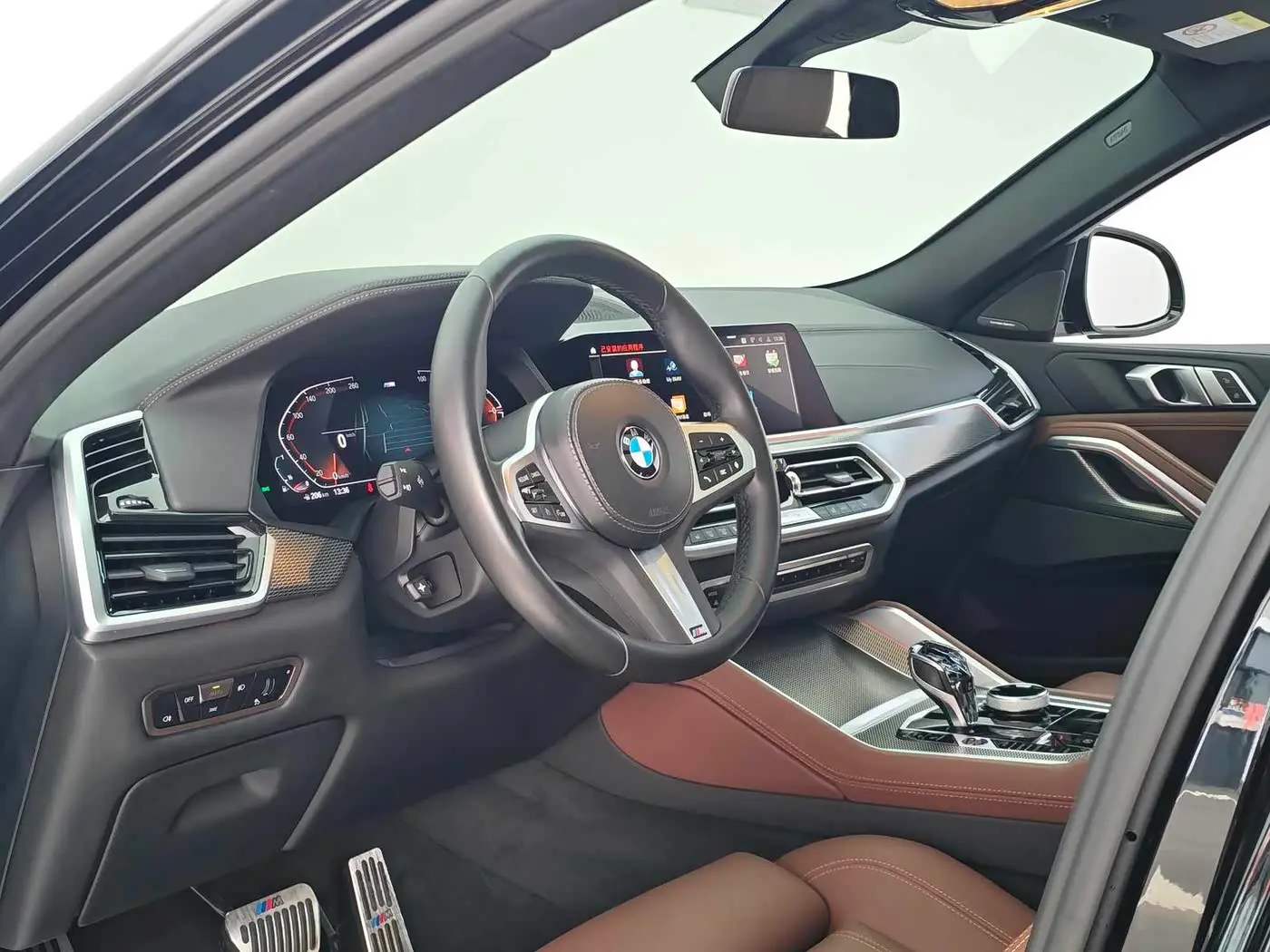 BMW X6 2023 — Photo 7/19