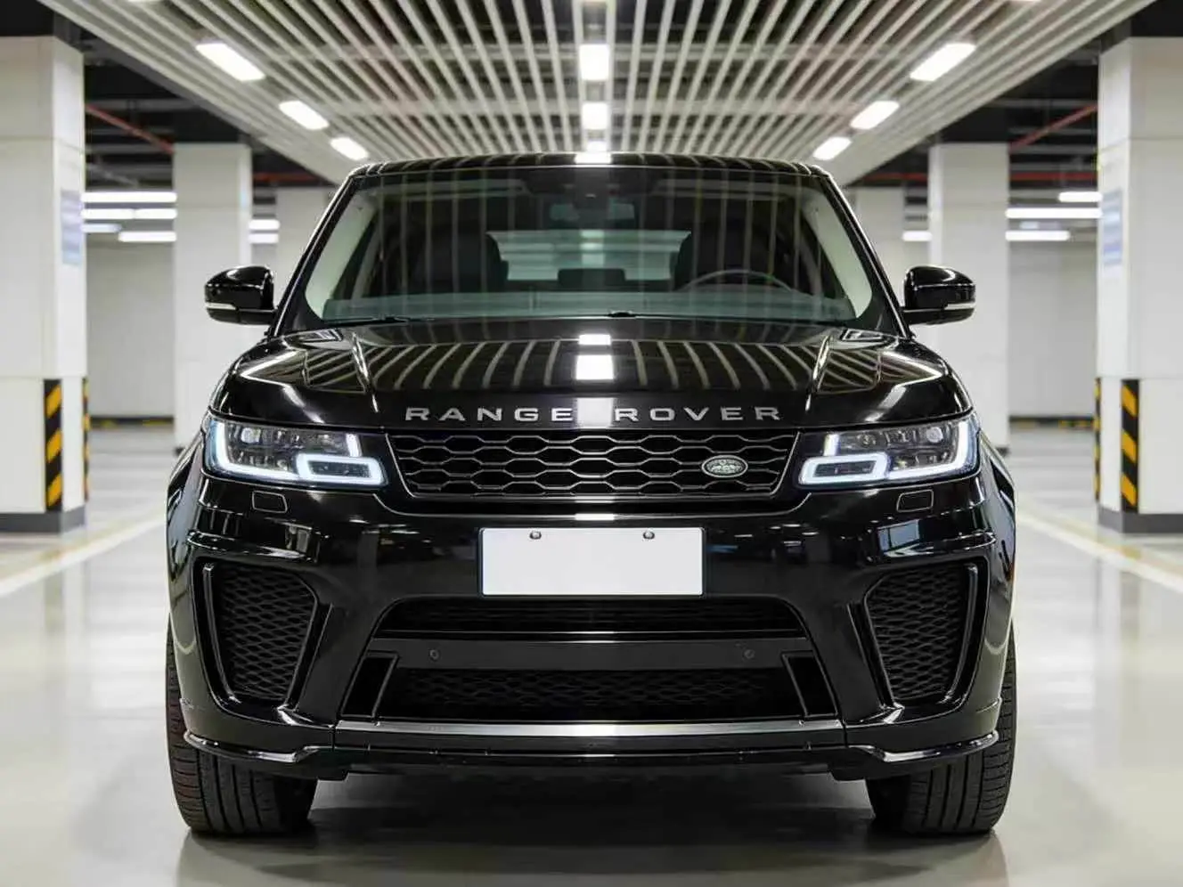 Land Rover Range Rover Sport 2016 — Photo 2/9