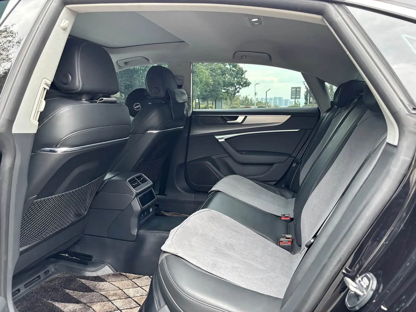 Audi A7L 2024 — ფოტო 11/20