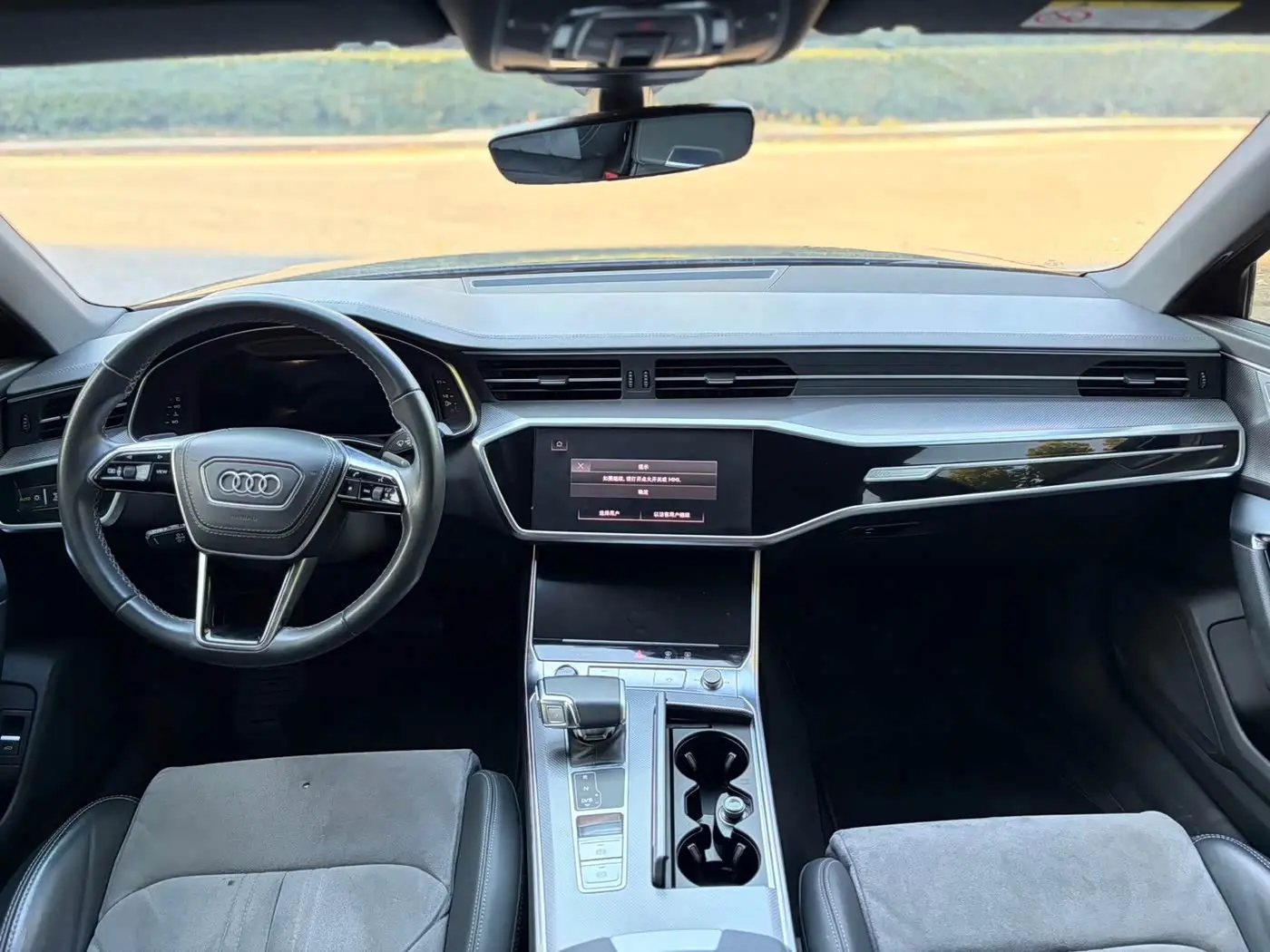 Audi A6L 2023 — Photo 5/9