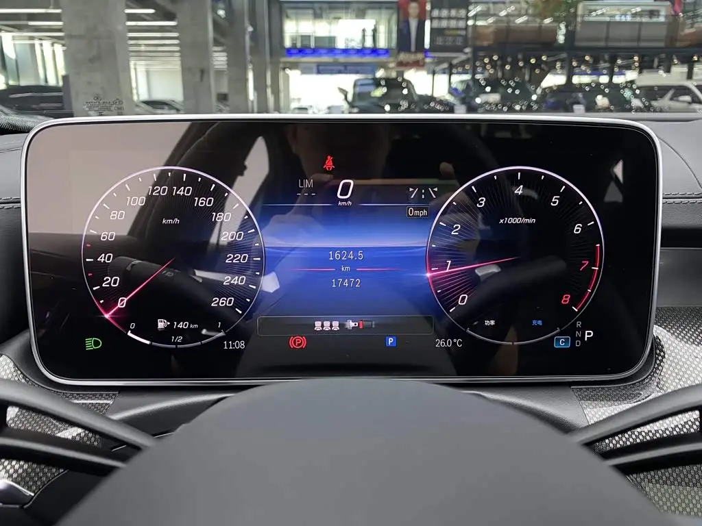Mercedes-Benz C-Class 2024 — Photo 15/20