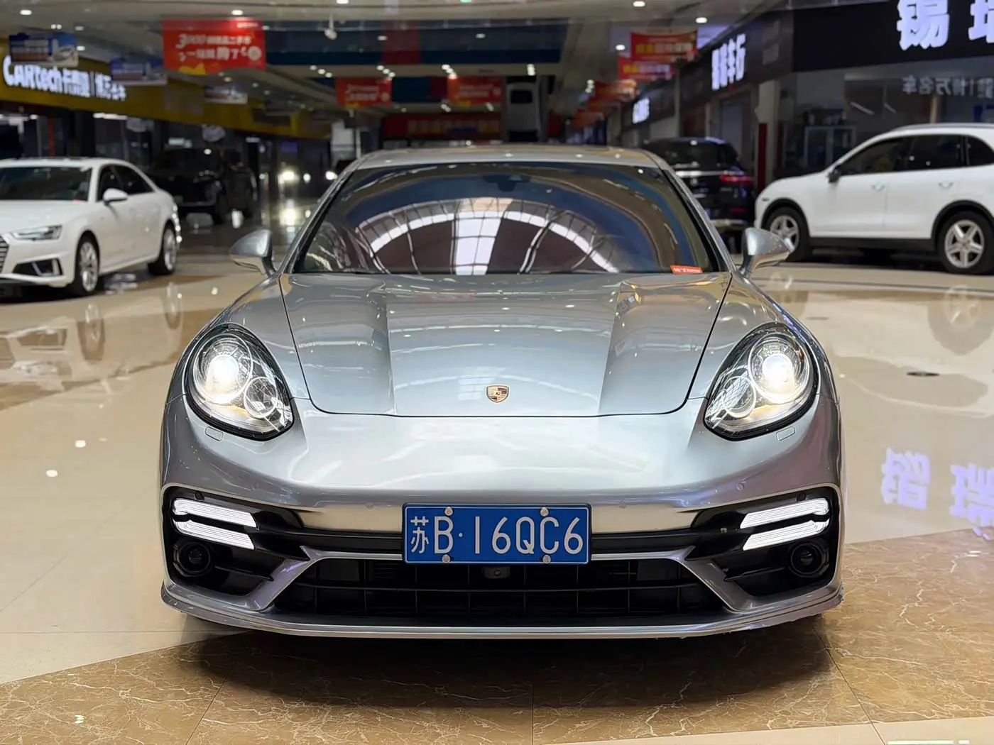 Porsche Panamera 2014 — Photo 2/9