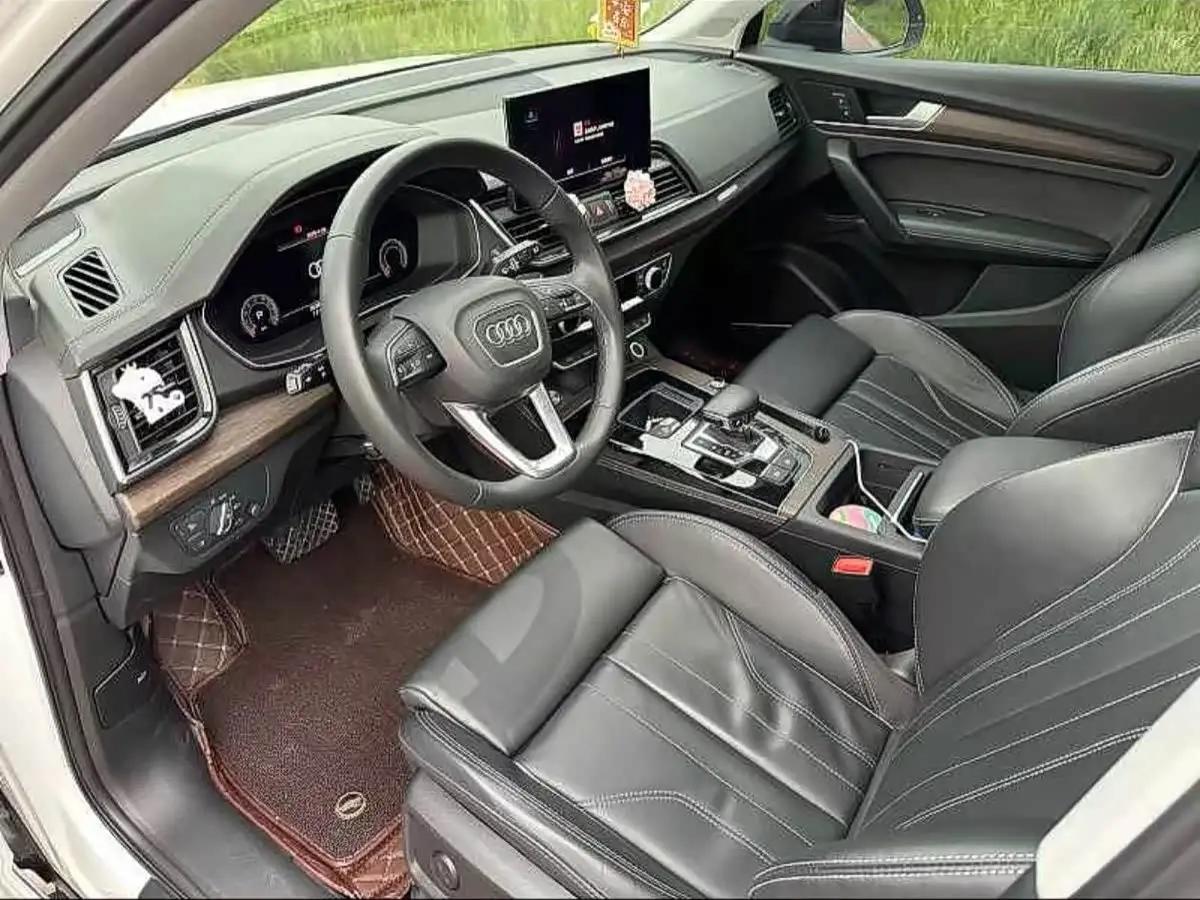 Audi Q5L 2022 — Şəkil 2/8