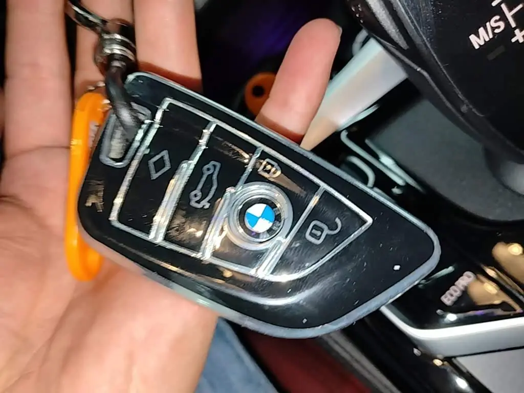 BMW 5 Series 2019 — Photo 8/19