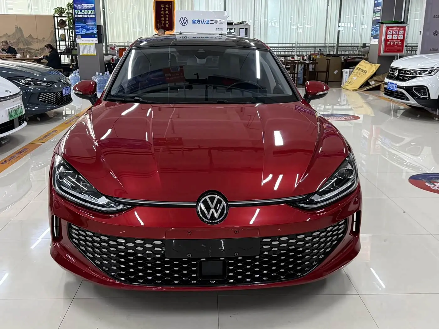 Volkswagen Lamando 2022 — Photo 2/17