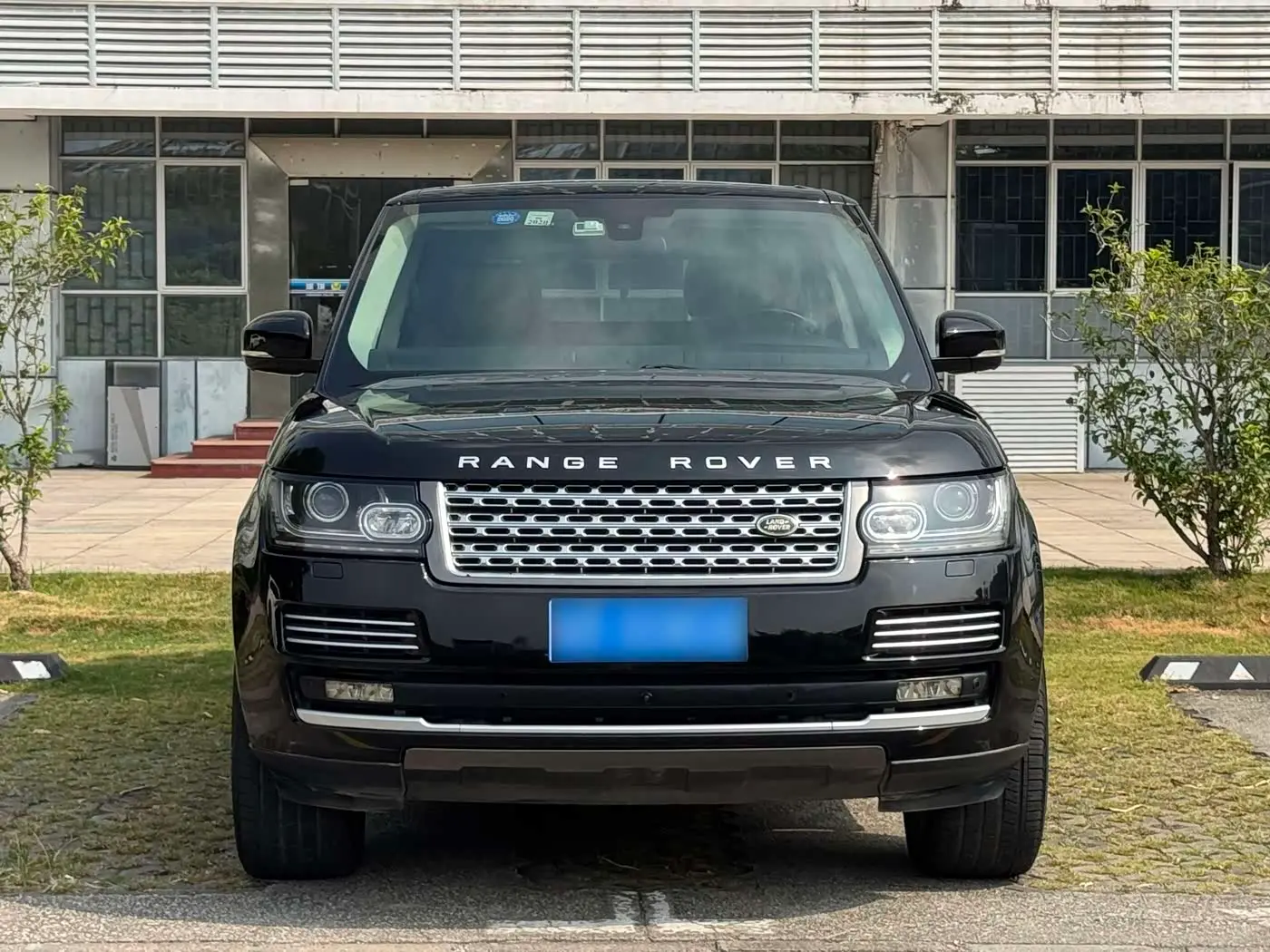 Land Rover Range Rover 2016 — Фото 2/20