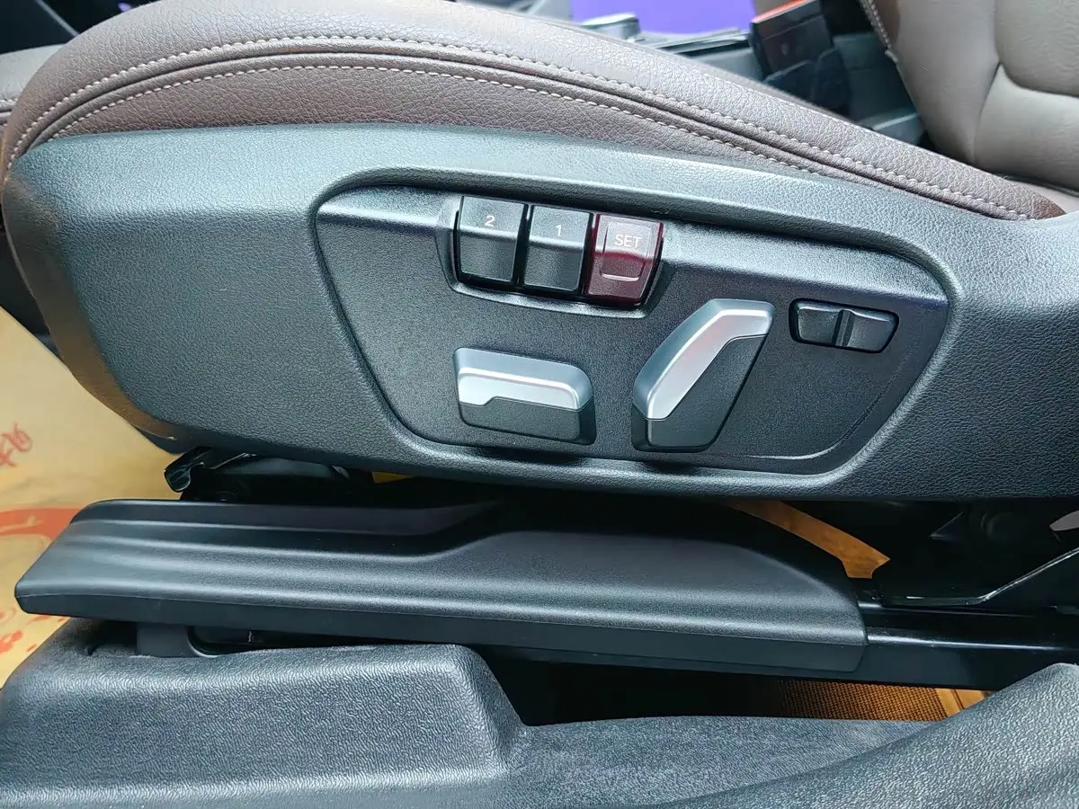 BMW X1 2022 — Photo 18/20