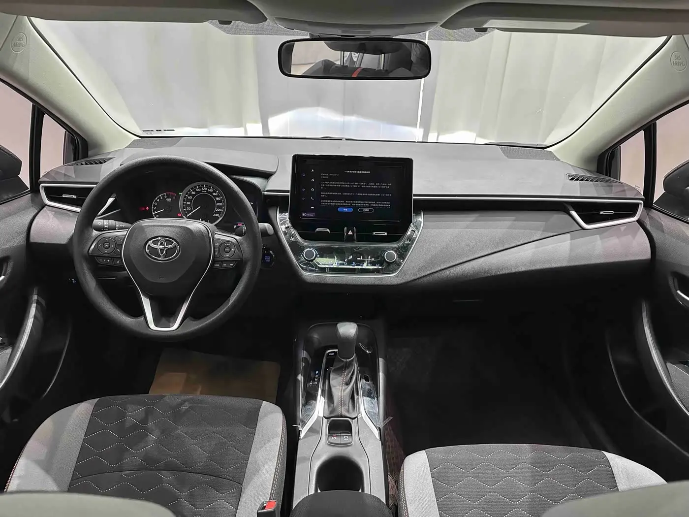Toyota Corolla 2023 — Photo 12/20