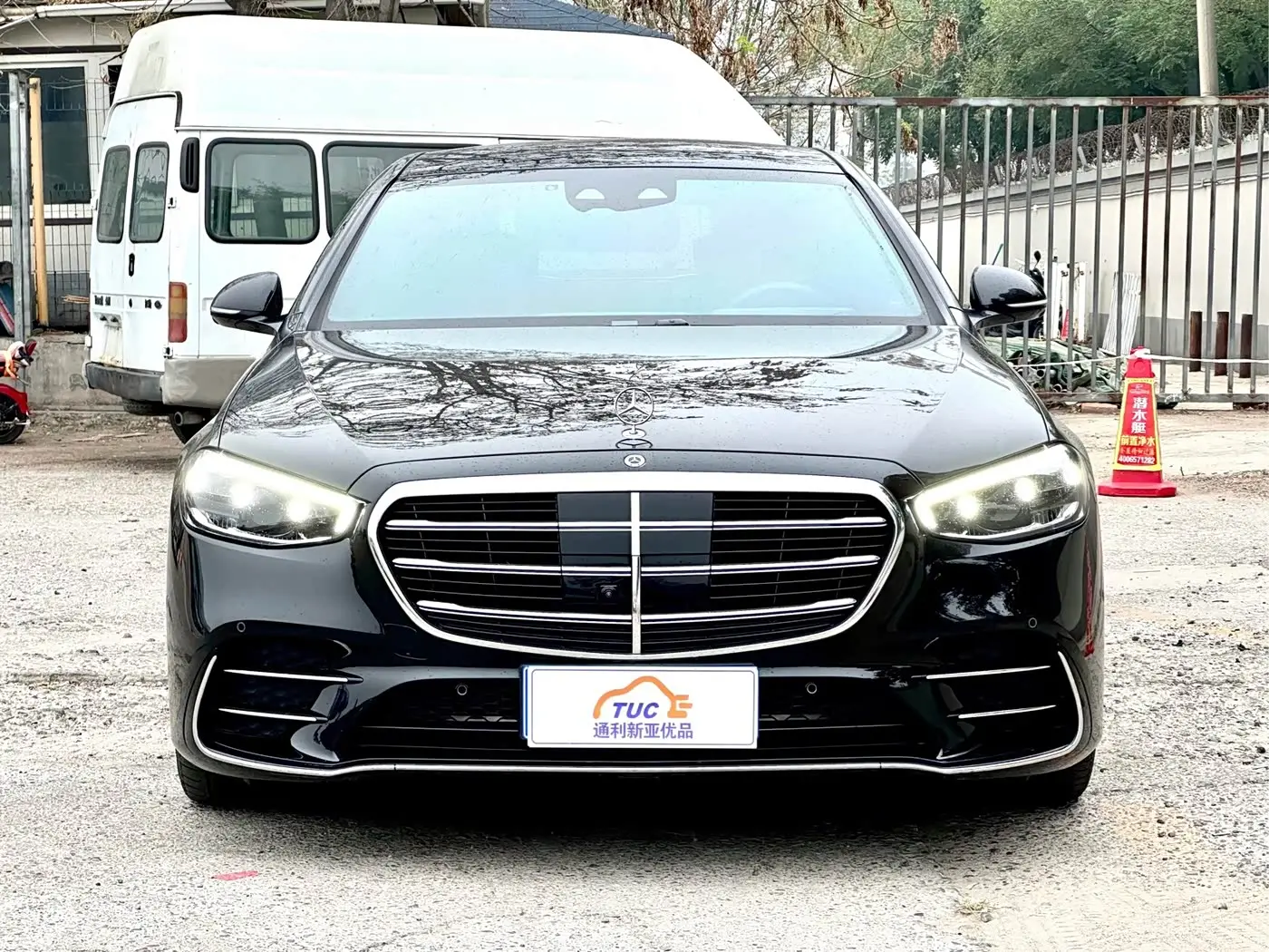 Mercedes-Benz S-Class 2021 — Photo 2/9