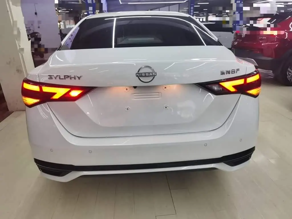 Nissan Sylphy 2024 — Photo 6/20