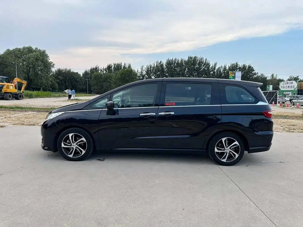 Honda Odyssey 2017 — Photo 7/20