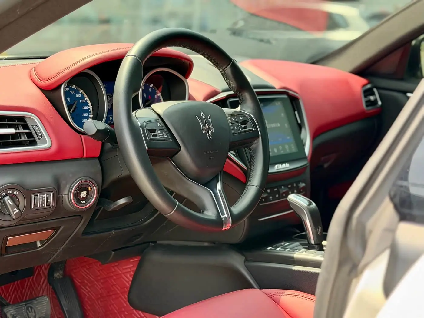 Maserati Ghibli 2020 — Photo 5/11