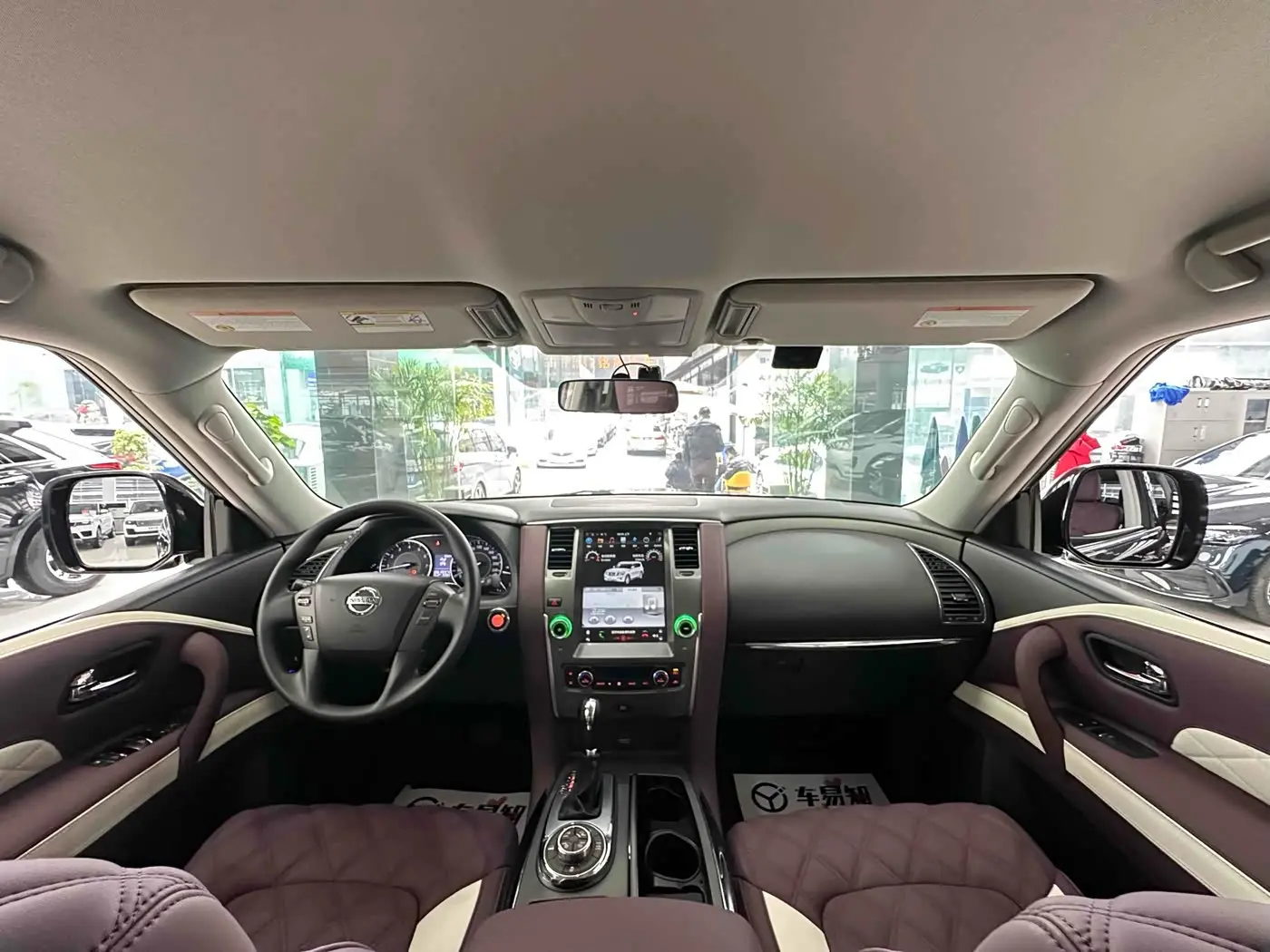 Nissan Patrol 2018 — Photo 11/14
