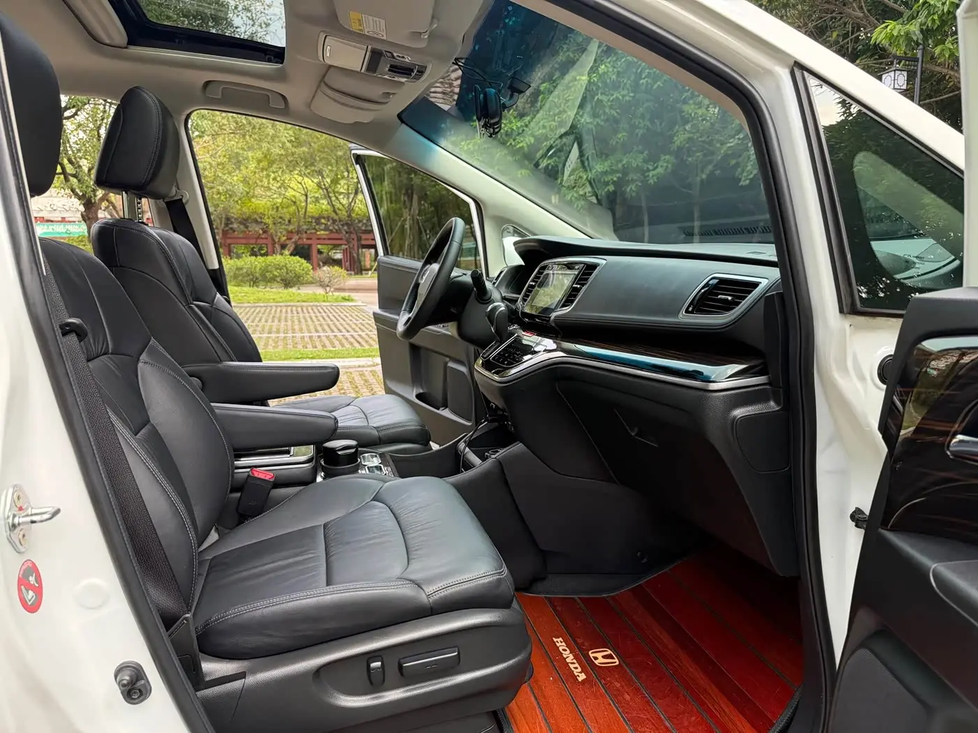 Honda Odyssey 2019 — Photo 12/20