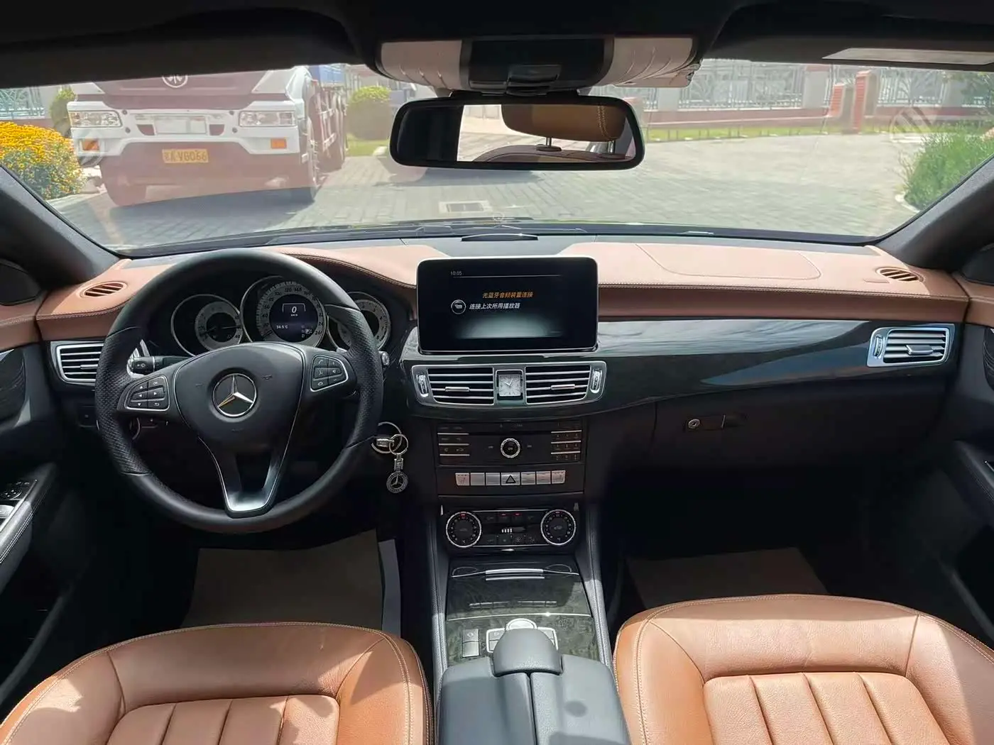 Mercedes-Benz CLS 2015 — Photo 16/20