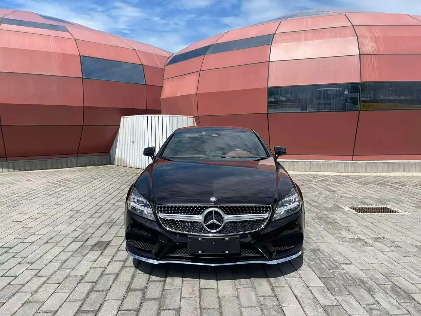 Mercedes-Benz CLS 2015 — Photo 2/20