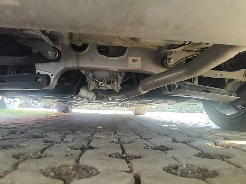BMW 5 Series 2024 — Photo 11/13