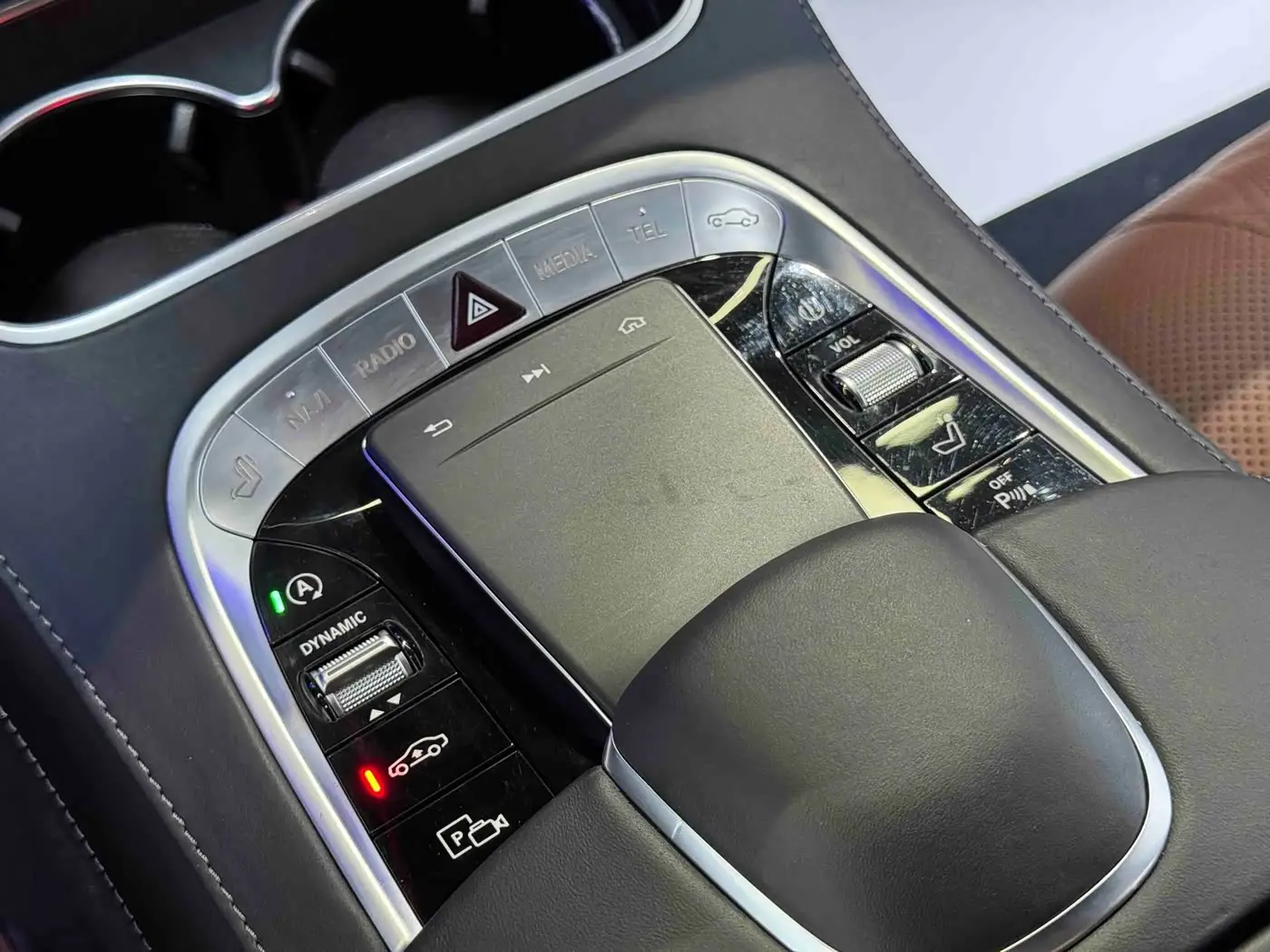 Mercedes-Benz Maybach S-Class 2021 — Фото 10/20
