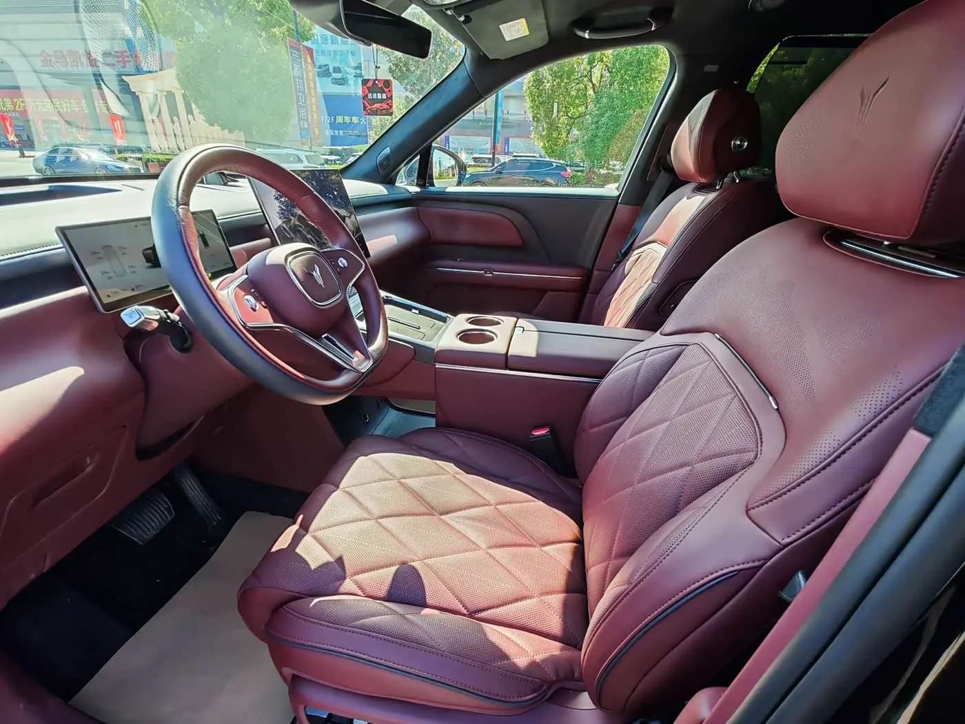 Voyah Auto VOYAH Taisan 2025 — Photo 13/20