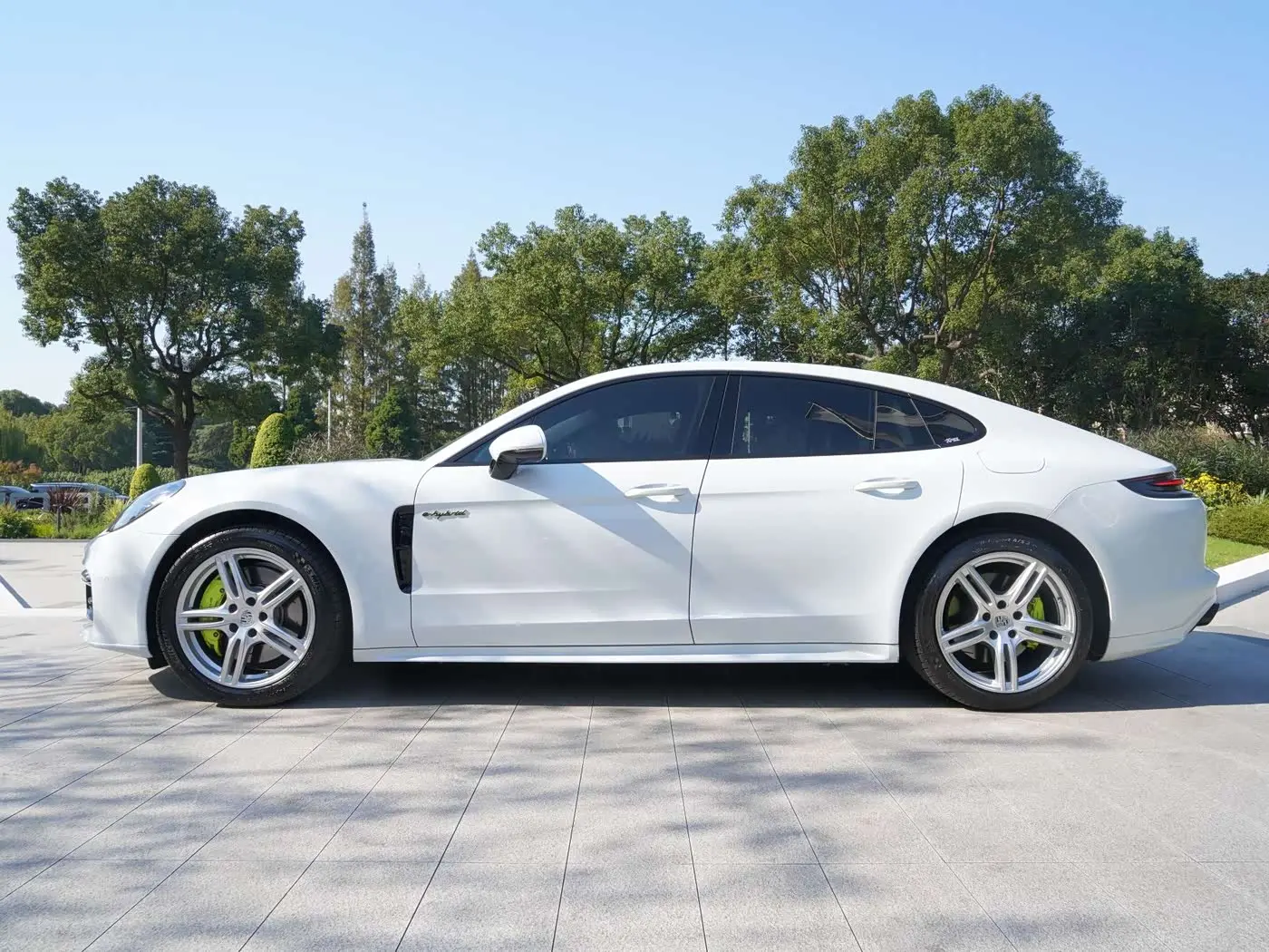 Porsche Panamera New Energy 2020 — Photo 3/19