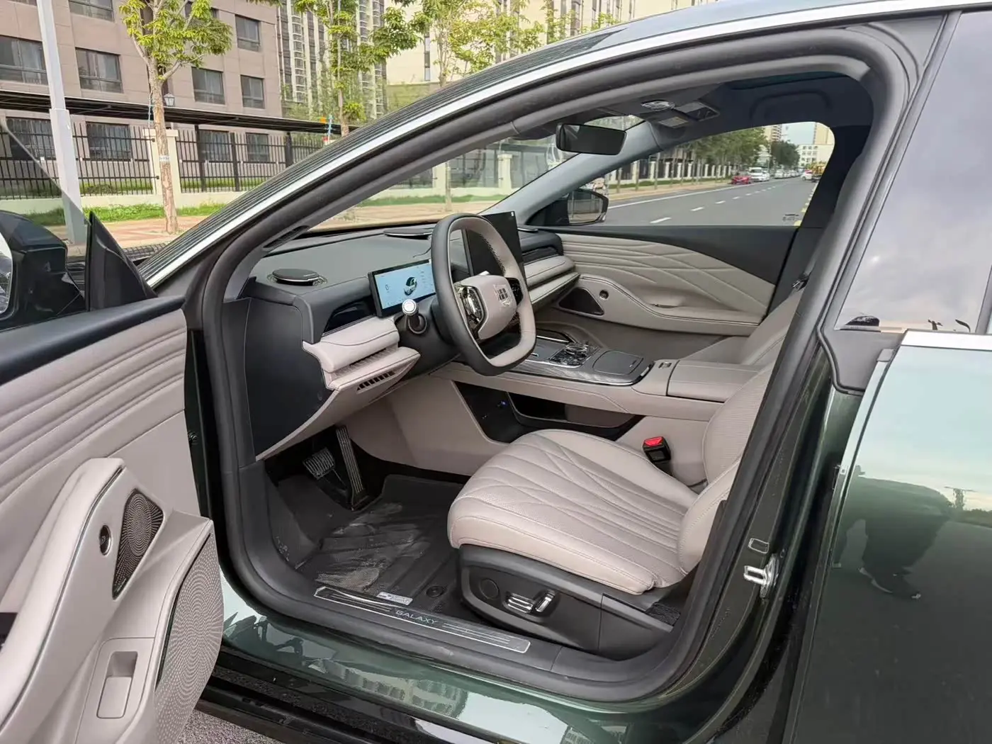 Geely Galaxy Galaxy Xingyao 8 2025 — ფოტო 4/9