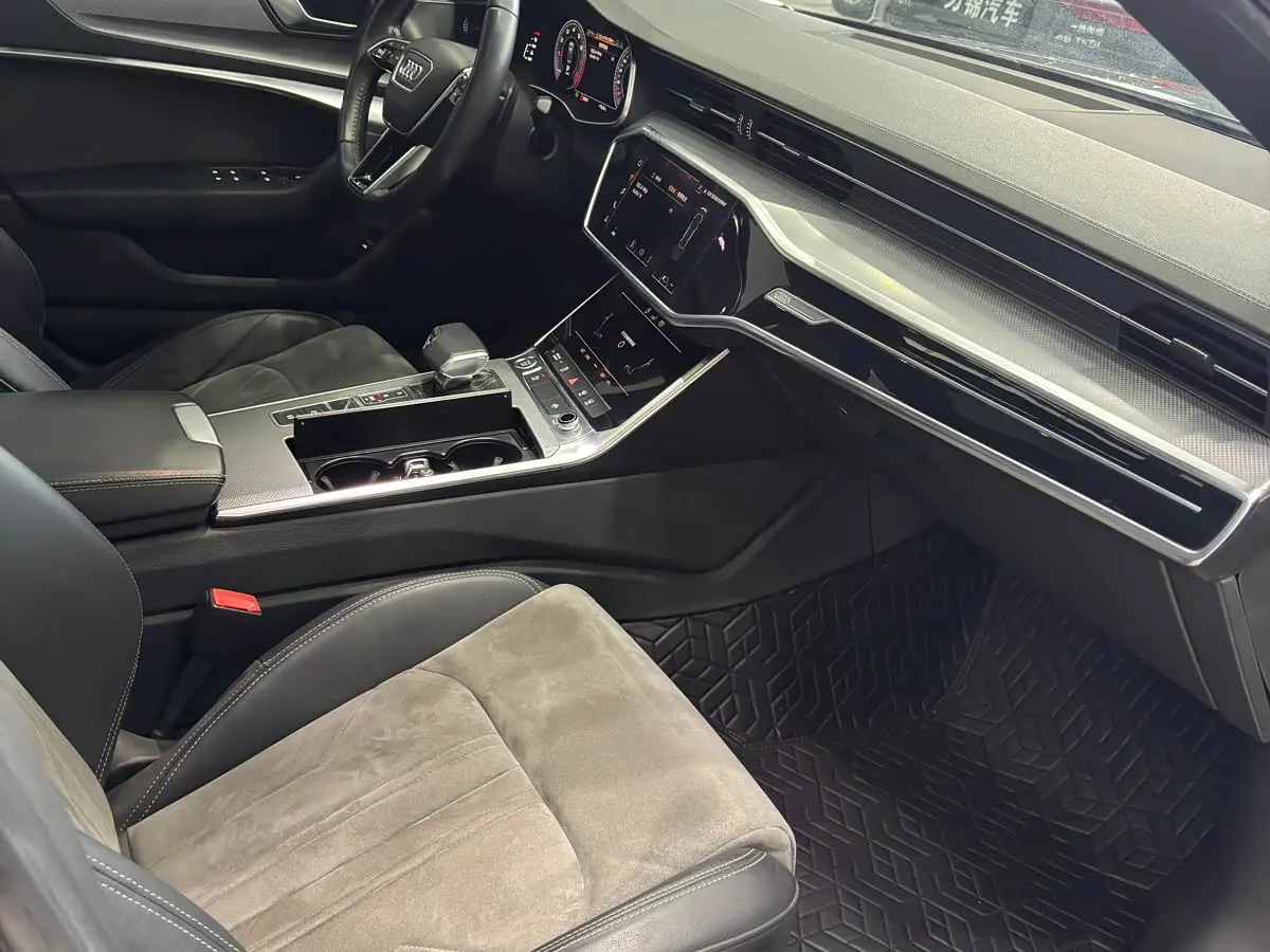 Audi A6L 2019 — Фото 13/13