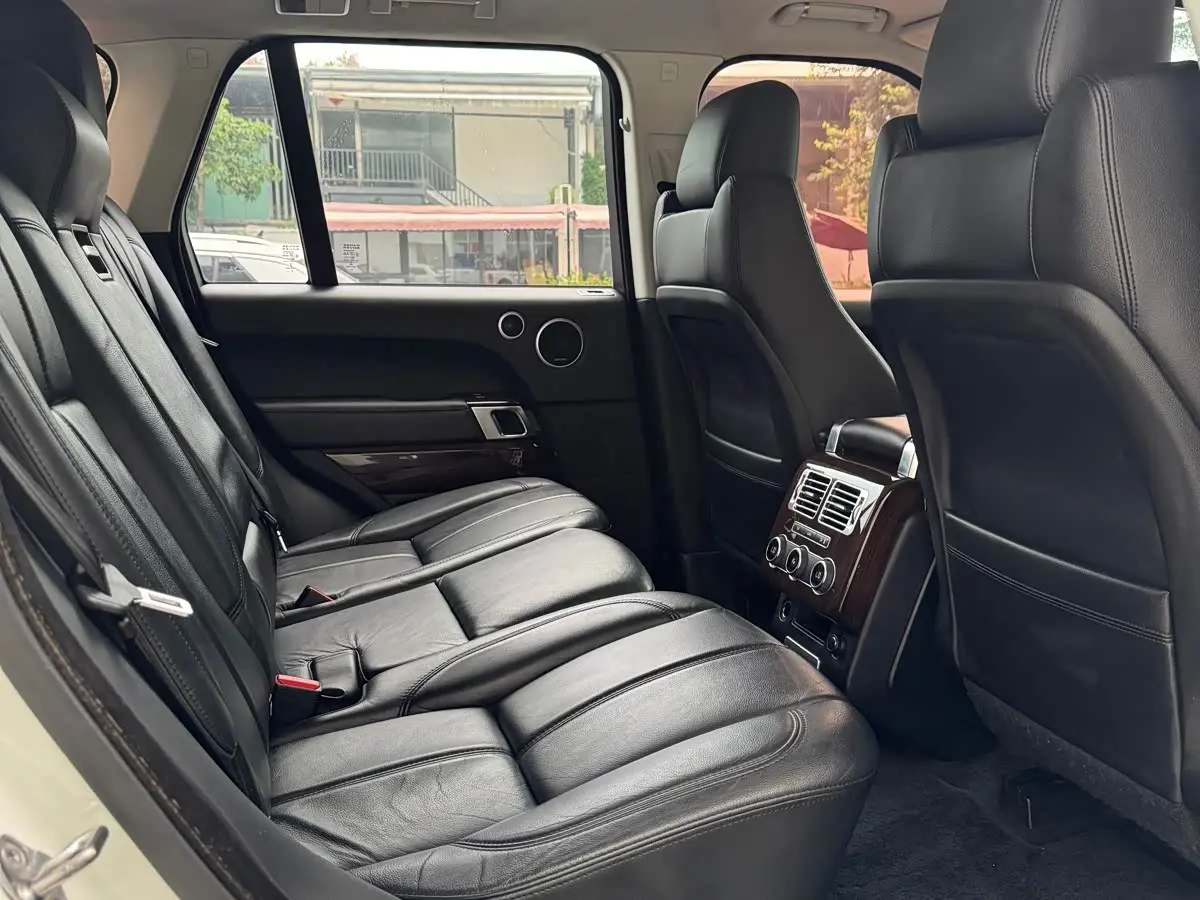 Land Rover Range Rover 2017 — Фото 17/20