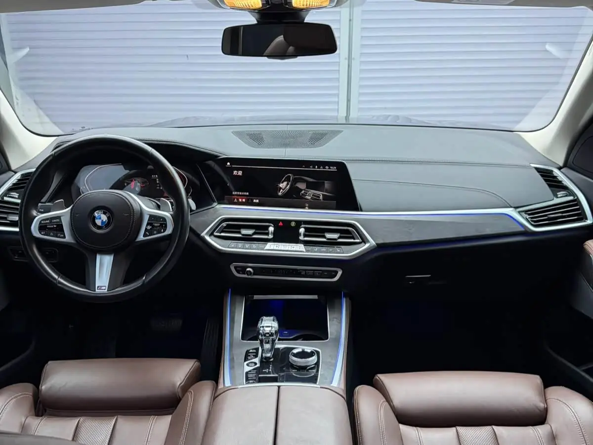 BMW X5 2022 — Фото 8/10
