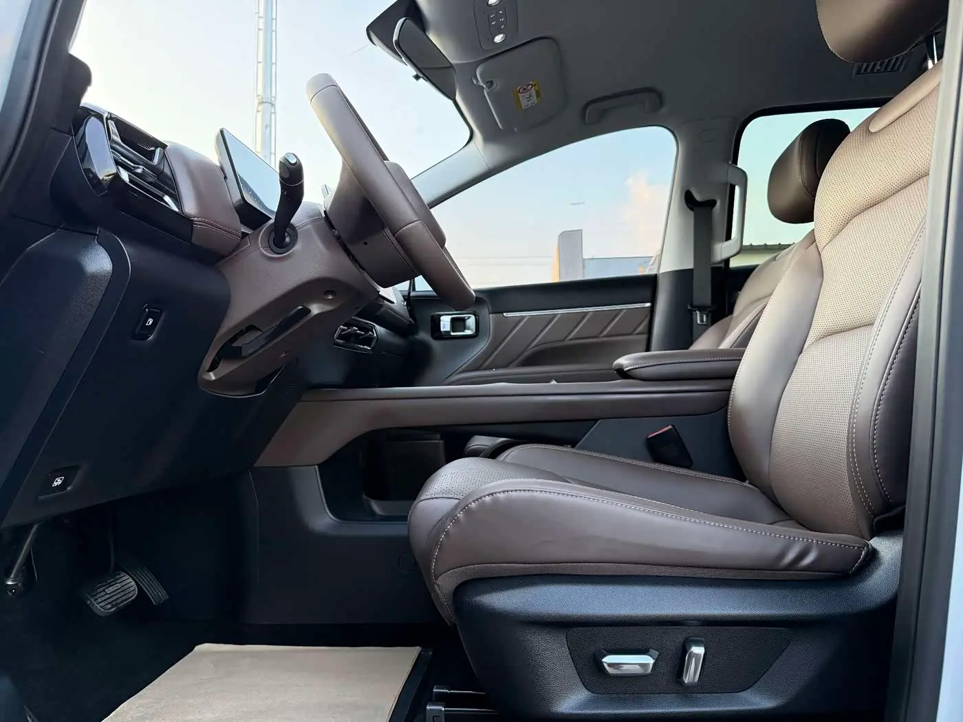 Wuling Motors Xingguang 730 New Energy 2025 — Фото 16/20