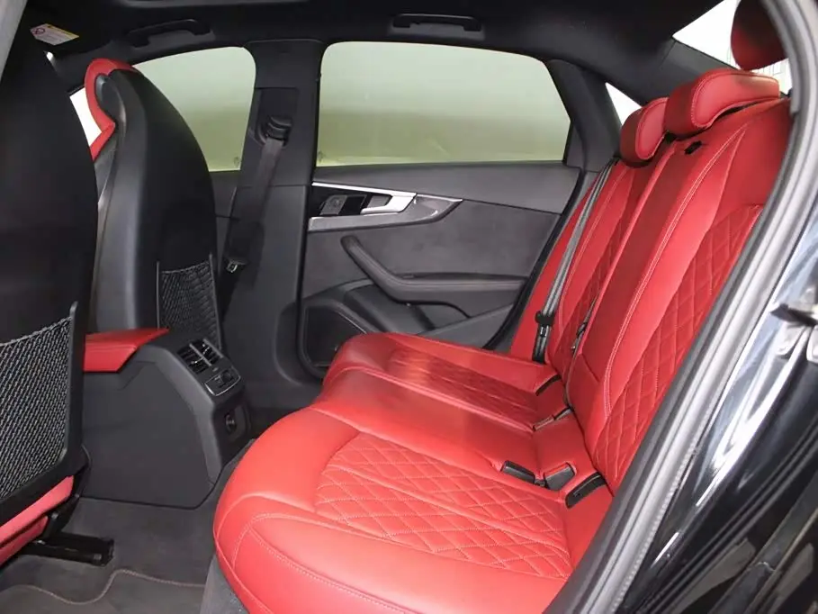 Audi S4 2024 — Photo 8/12