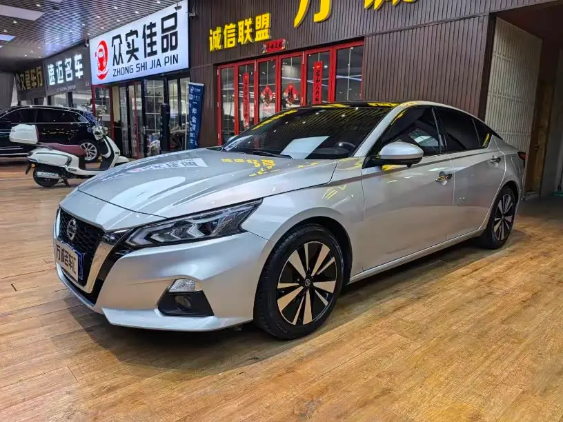 Nissan Teana 2022 — Фото 1/20