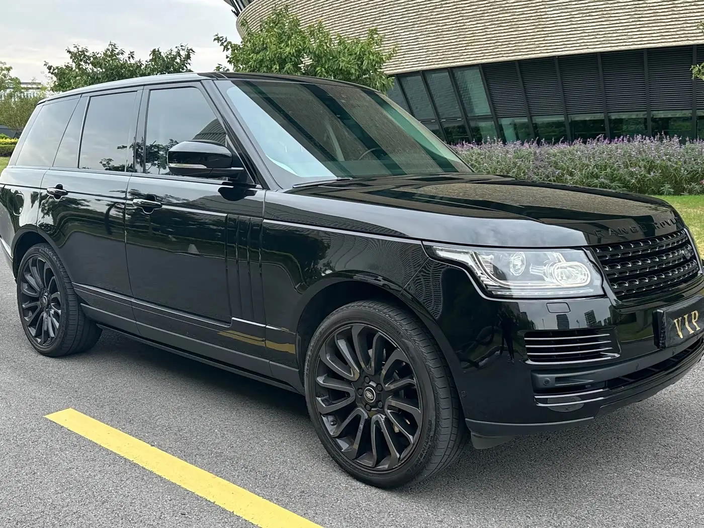 Land Rover Range Rover 2017 — Photo 3/20