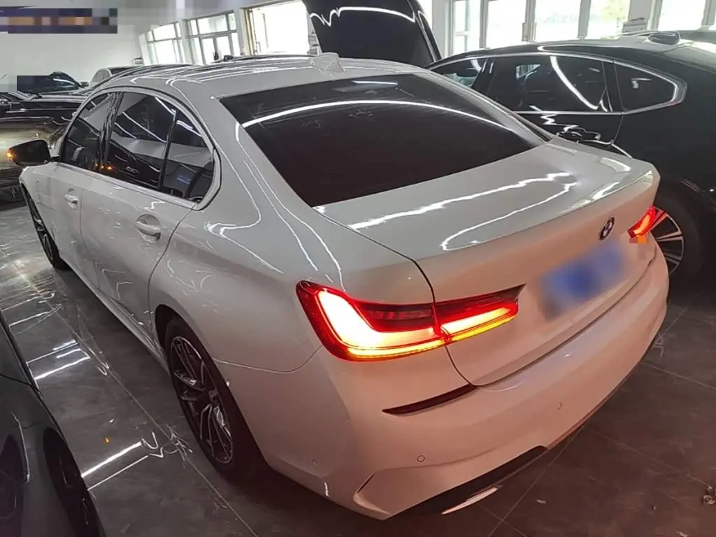 BMW 3 Series 2020 — ფოტო 5/20